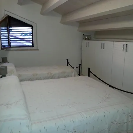 New Attic With Terrace A Few Steps From The Sea דירה